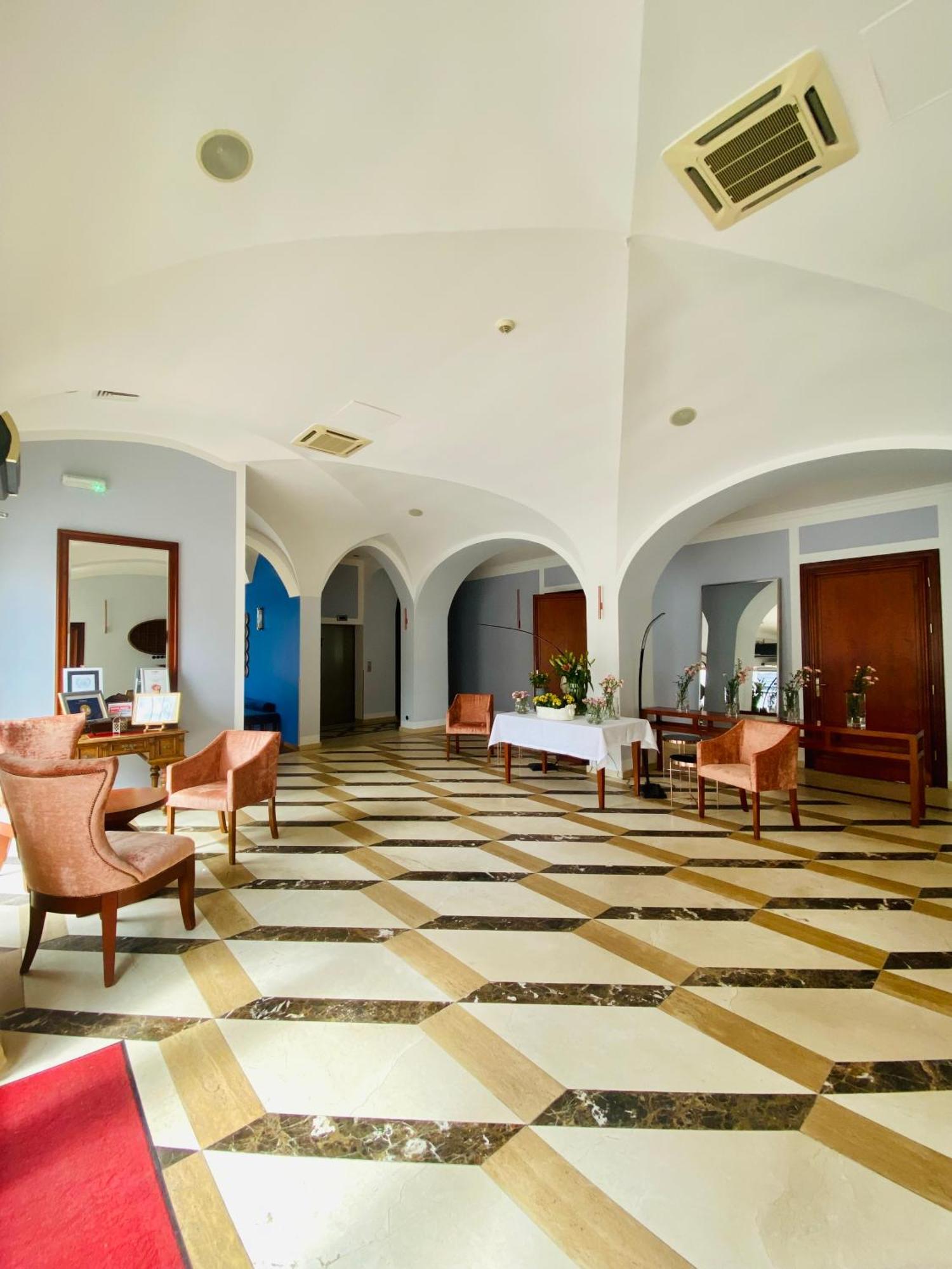 Hotel Rejs Ustka Exterior photo