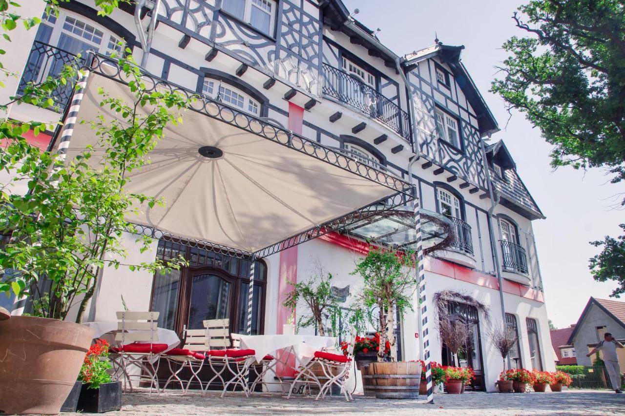 Hotel Rejs Ustka Exterior photo